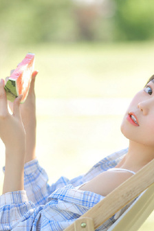 六月婷